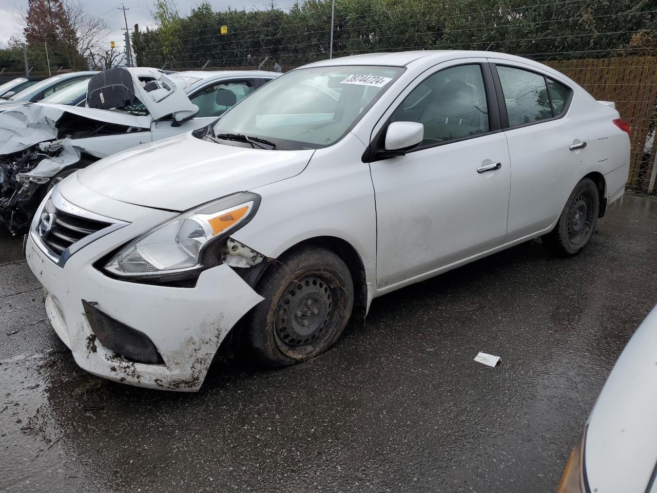 NISSAN VERSA S 2015 white  gas 3N1CN7AP8FL941875 photo #1