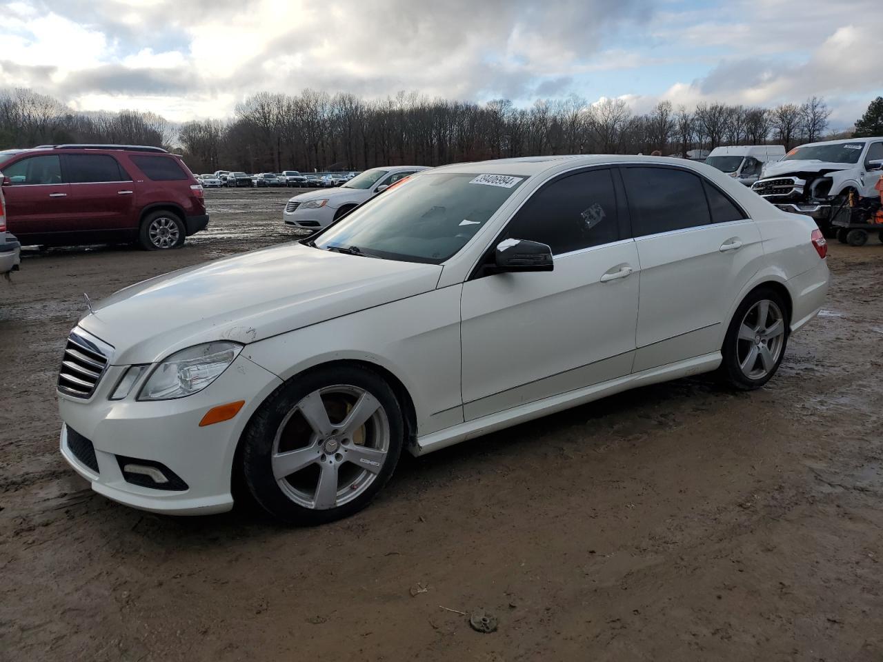 MERCEDES-BENZ E 350 2011 white sedan 4d gas WDDHF5GB0BA272203 photo #1