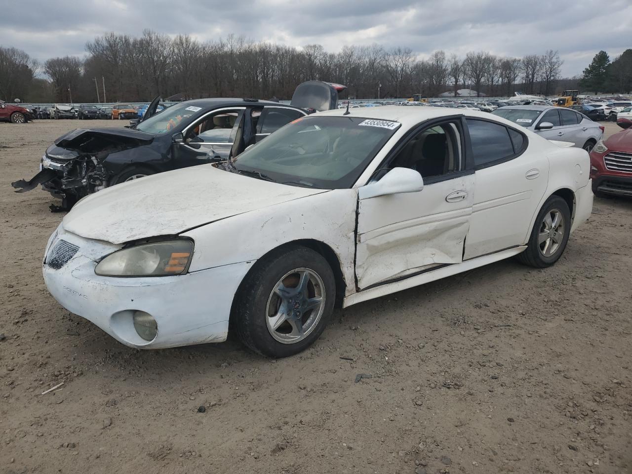 PONTIAC GRAND PRIX 2005 white sedan 4d gas 2G2WP522051185944 photo #1