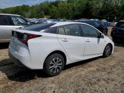 TOYOTA PRIUS NIGH 2022 white  hybrid engine JTDKAMFU3N3174156 photo #4