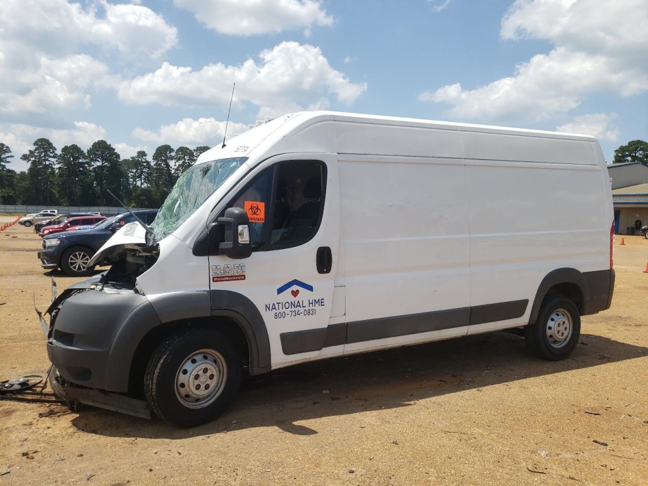 RAM PROMASTER 2018 white  flexible fuel 3C6TRVDG9JE117938 photo #1