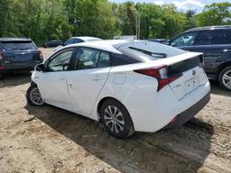 TOYOTA PRIUS NIGH 2022 white  hybrid engine JTDKAMFU3N3174156 photo #3