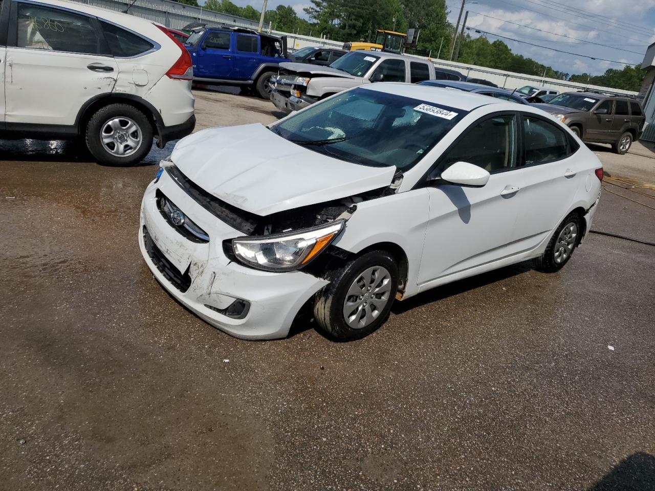 HYUNDAI ACCENT SE 2017 white  gas KMHCT4AE9HU362138 photo #1