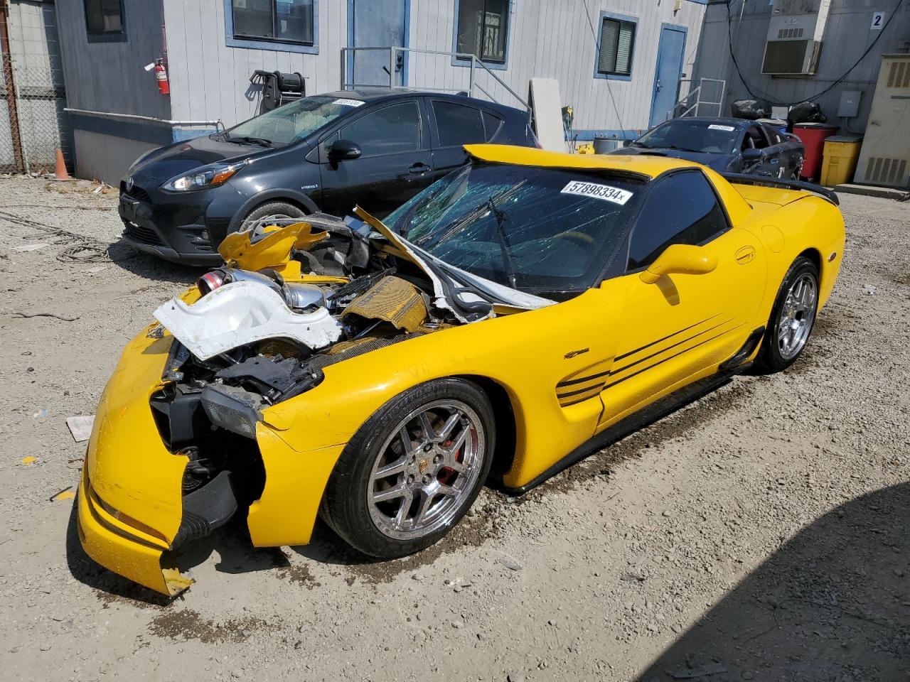 CHEVROLET CORVETTE Z 2003 yellow  gas 1G1YY12S635128792 photo #1