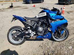 SUZUKI GSX800 F 2024 blue  gas JS1EM13B1R7100149 photo #2