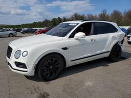 BENTLEY BENTAYGA 2019 white  gas SJAAM2ZV8KC025069 photo #2