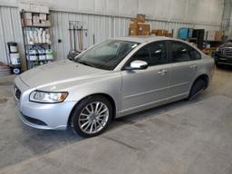 VOLVO S40 2.4I 2010 silver  gas YV1382MS7A2489767 photo #2