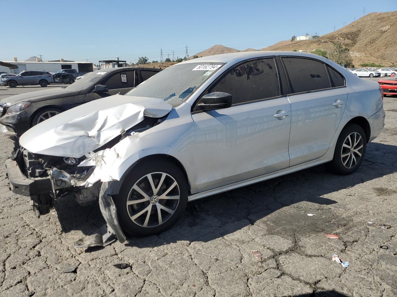 VOLKSWAGEN JETTA SE 2016 silver  gas 3VWD67AJ2GM236136 photo #1