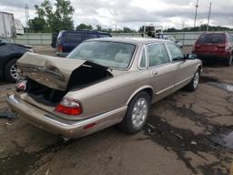 JAGUAR XJ8 2003 gold  gas SAJDA14C83LF54189 photo #4