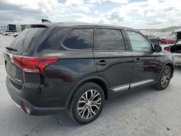 MITSUBISHI OUTLANDER 2018 black  gas JA4AZ3A37JZ052253 photo #4