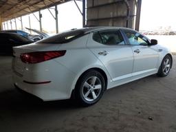 KIA OPTIMA LX 2015 white  gas 5XXGM4A72FG376163 photo #4