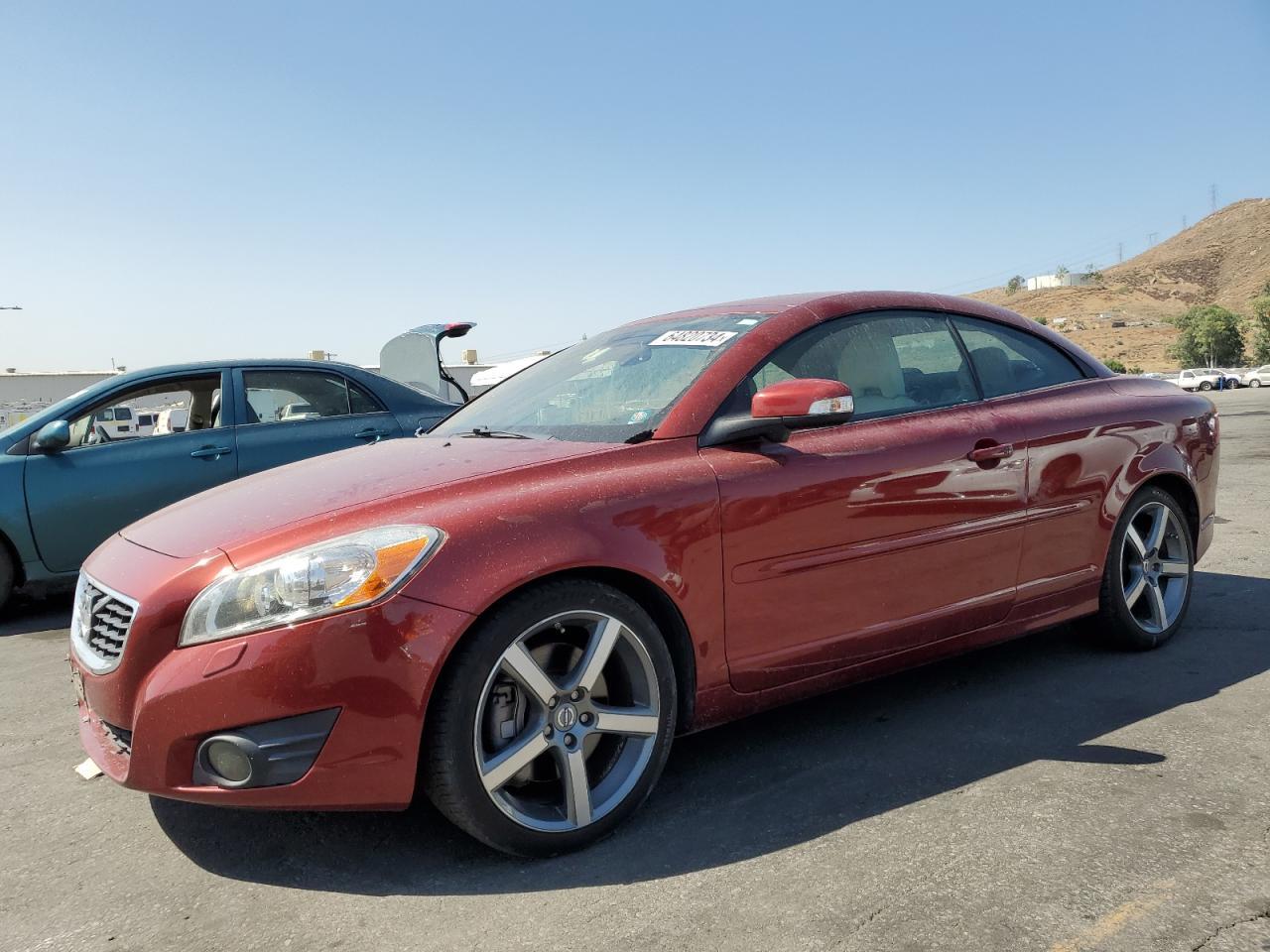 VOLVO C70 T5 2011 burgundy  gas YV1672MC8BJ119086 photo #1