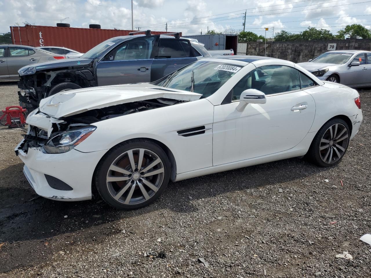 MERCEDES-BENZ SLC 300 2017 white converti gas WDDPK3JA6HF128369 photo #1