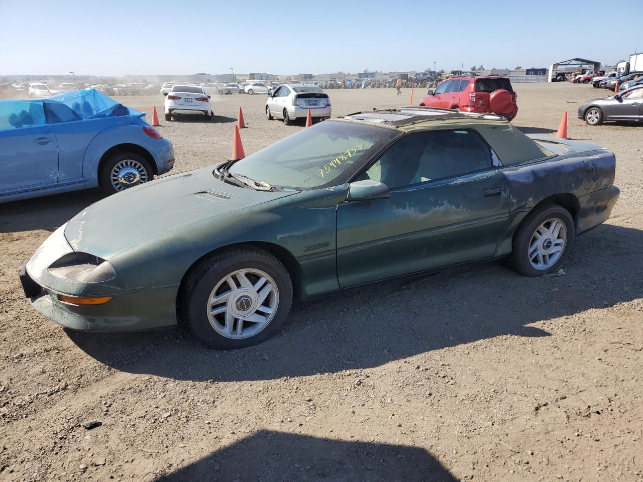 CHEVROLET CAMARO Z28 1996 green  gas 2G1FP32P3T2124387 photo #1