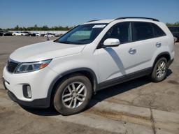 KIA SORENTO LX 2015 white  gas 5XYKT4A66FG626567 photo #2