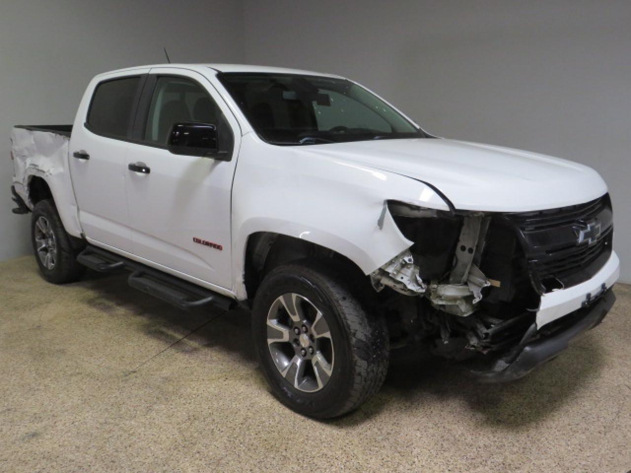 CHEVROLET COLORADO L 2018 white  gas 1GCGSCEN9J1315700 photo #1