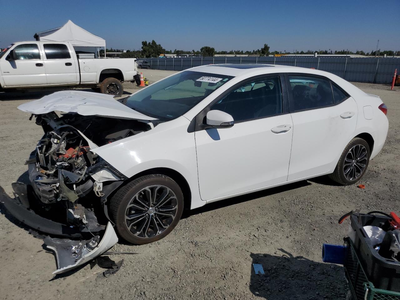 TOYOTA COROLLA L 2014 white  gas 5YFBURHE7EP093453 photo #1