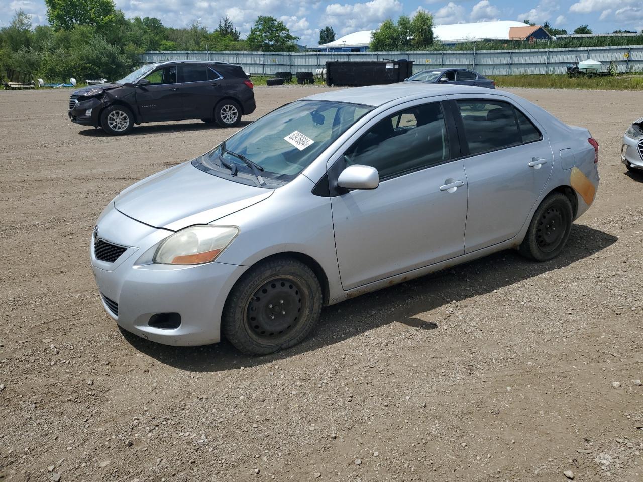 TOYOTA YARIS 2010 silver  gas JTDBT4K33A1393552 photo #1