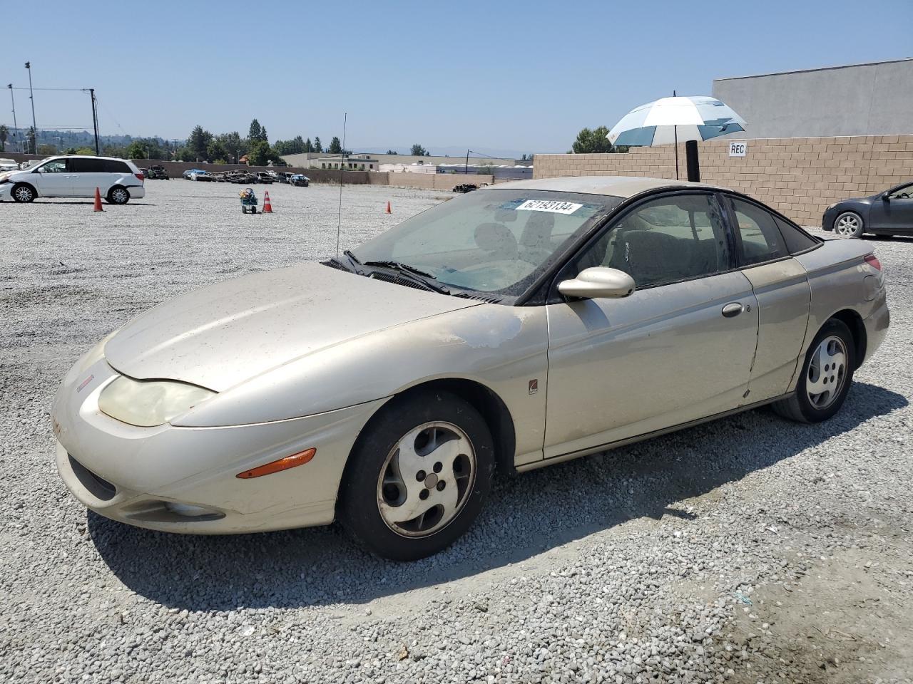 SATURN SC2 2002 beige  gas 1G8ZY12772Z117759 photo #1