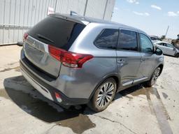 MITSUBISHI OUTLANDER 2020 silver  gas JA4AD2A38LZ039202 photo #4