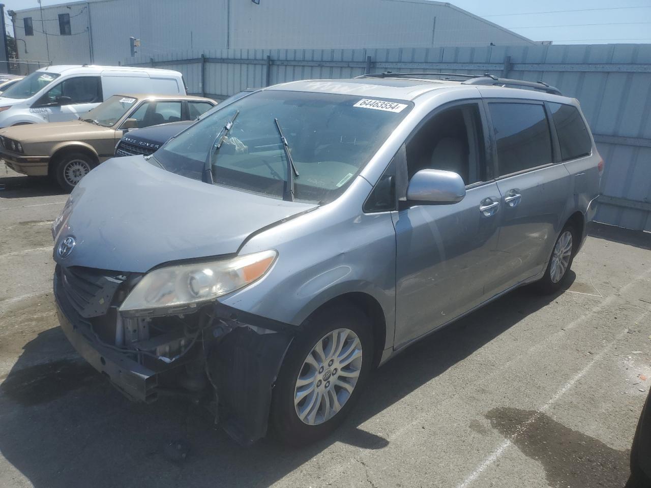 TOYOTA SIENNA XLE 2012 silver  gas 5TDYK3DC4CS225106 photo #1