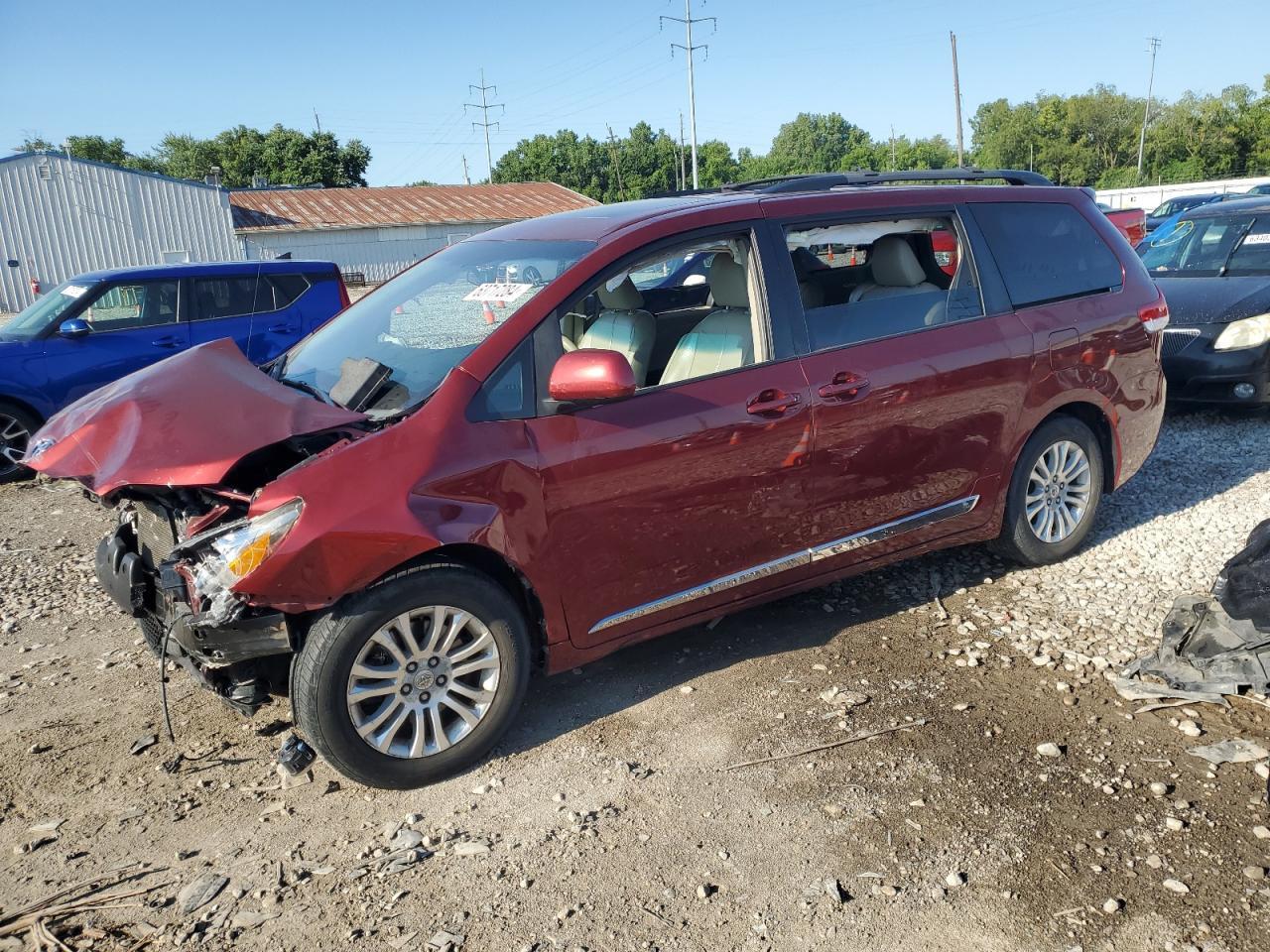 TOYOTA SIENNA XLE 2011 burgundy  gas 5TDYK3DC4BS101948 photo #1