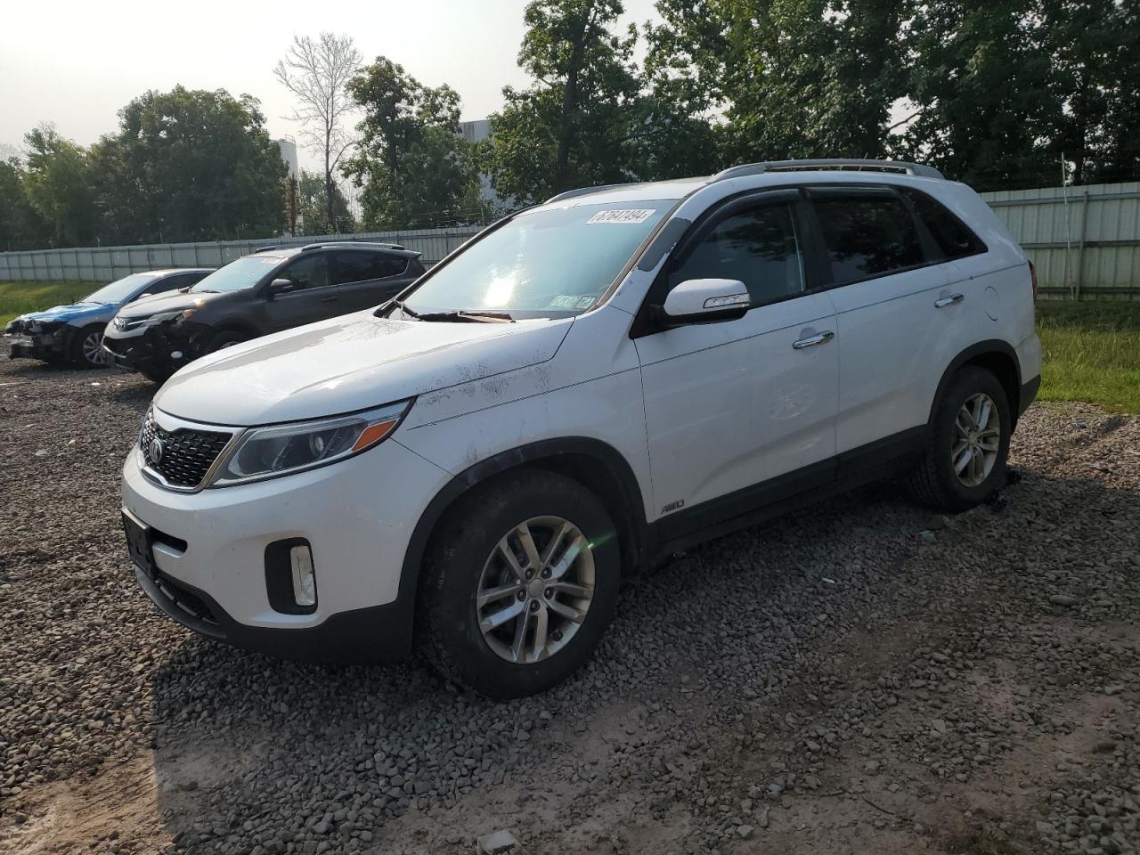 KIA SORENTO LX 2015 white  gas 5XYKTCA6XFG605778 photo #1