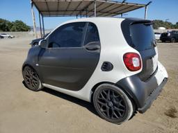 SMART FORTWO 2016 two tone  gas WMEFJ5DA9GK077148 photo #3