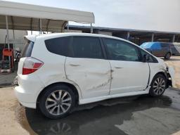 HONDA FIT SPORT 2013 white  gas JHMGE8H65DC015572 photo #4