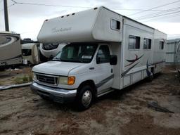 FORD ECONOLINE 2004 white  gas 1FDXE45S24HB38742 photo #3