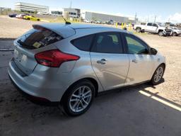 FORD FOCUS SE 2017 gray  gas 1FADP3K23HL325285 photo #4