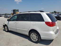 TOYOTA SIENNA XLE 2007 white  gas 5TDZK22C77S087696 photo #3