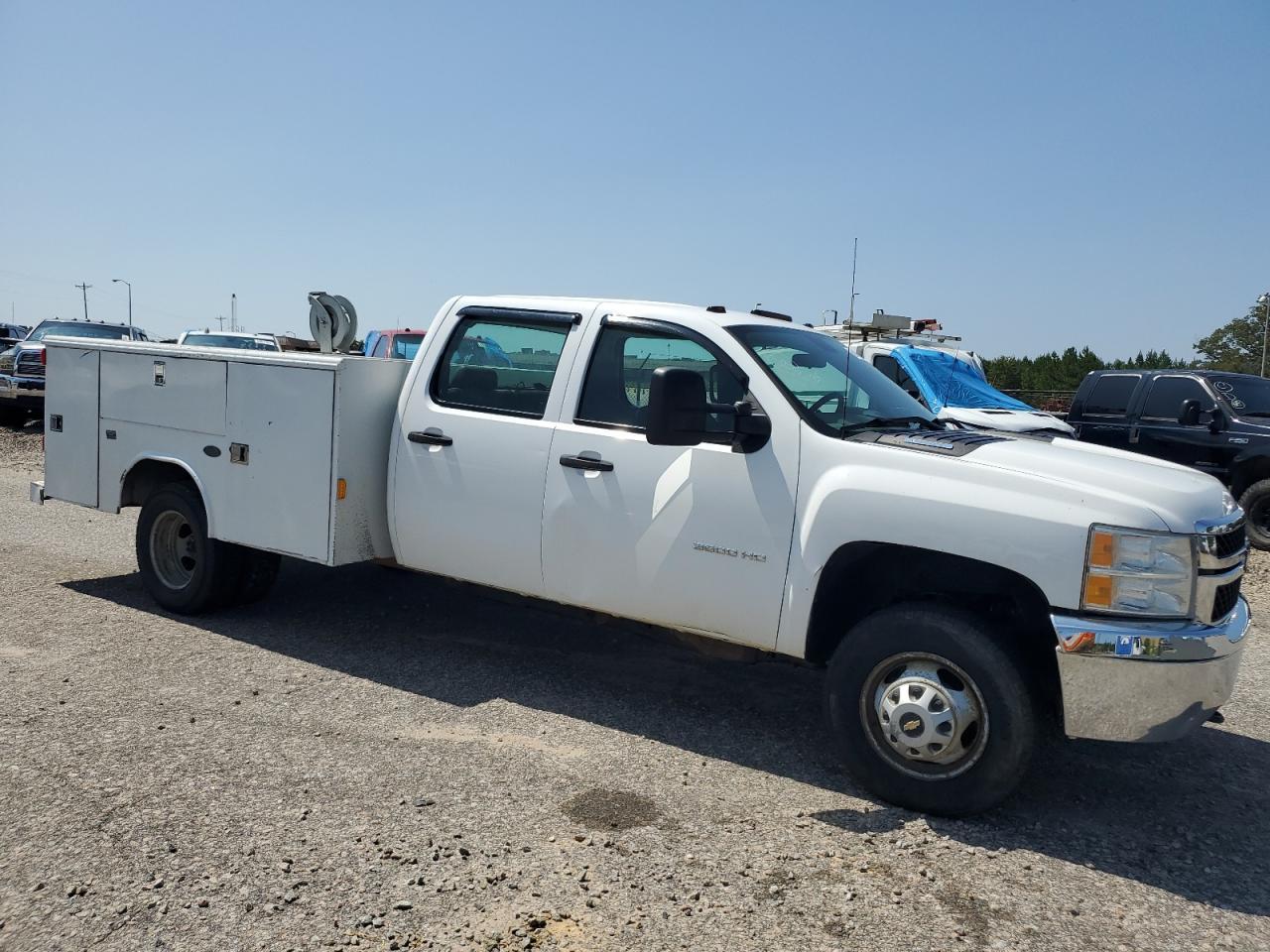 CHEVROLET SILVERADO 2014 white  flexible fuel 1GB4KZCG6EF147439 photo #1