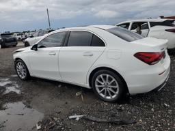 MERCEDES-BENZ A 220 2022 white  gas W1K3G4EB2NJ368830 photo #3