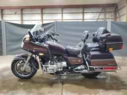 HONDA GOLDWING 1985 brown  gas 1HFSC1424FA109099 photo #4