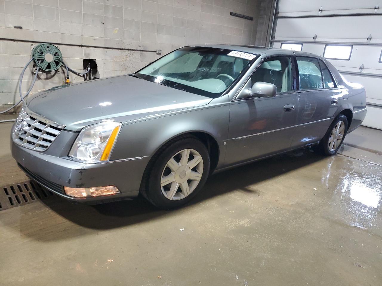 CADILLAC DTS 2006 gray sedan 4d gas 1G6KD57Y06U115949 photo #1