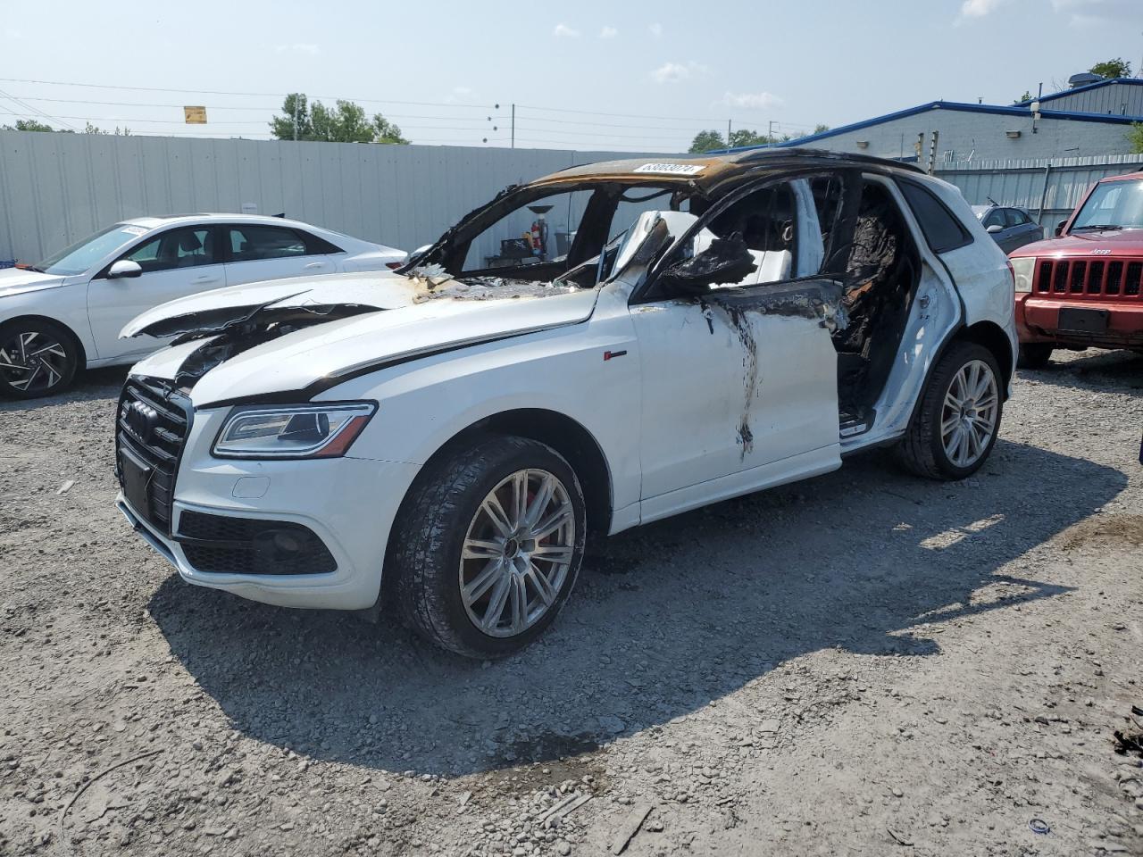 AUDI SQ5 PREMIU 2016 white  gas WA1CCAFP7GA044106 photo #1