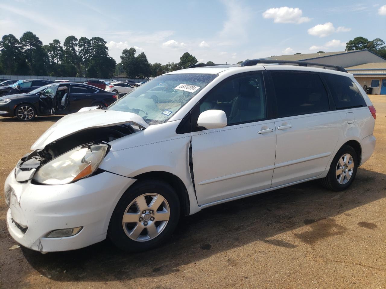 TOYOTA SIENNA XLE 2008 white sports v gas 5TDZK22C38S219743 photo #1