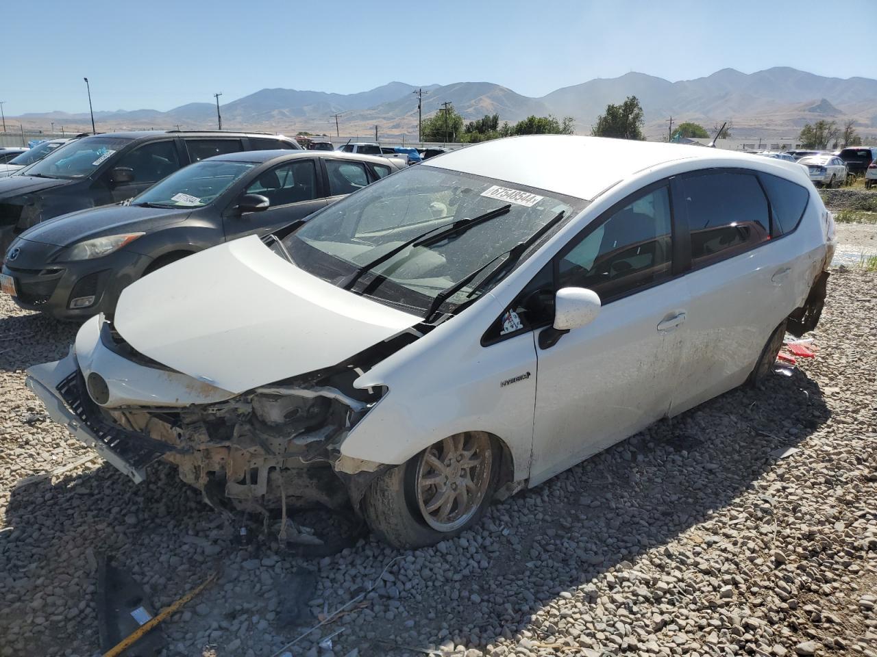 TOYOTA PRIUS V 2016 white  hybrid engine JTDZN3EU7GJ045835 photo #1