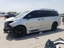 TOYOTA SIENNA SE 2020 silver  gas 5TDXZ3DCXLS084856 photo #2