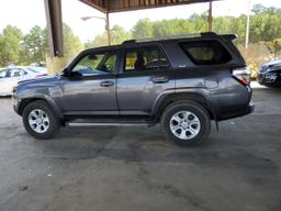 TOYOTA 4RUNNER SR 2023 gray  gas JTEFU5JR7P5286866 photo #3