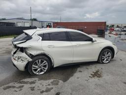 INFINITI QX30 BASE 2018 white  gas SJKCH5CP9JA050688 photo #4