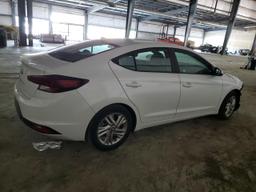 HYUNDAI ELANTRA SE 2019 white  gas 5NPD84LF0KH439951 photo #4