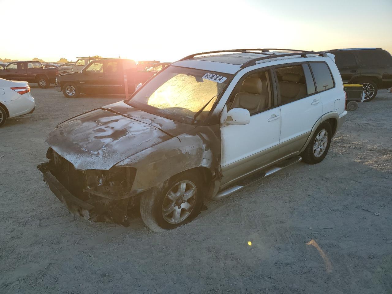 TOYOTA HIGHLANDER 2001 white  gas JTEGF21A510011606 photo #1