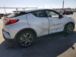 TOYOTA C-HR XLE 2020 white  gas JTNKHMBX6L1068073 photo #4