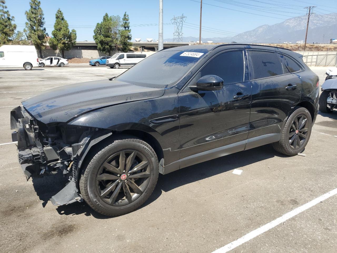 JAGUAR F-PACE PRE 2019 black  gas SADCK2GX5KA354426 photo #1