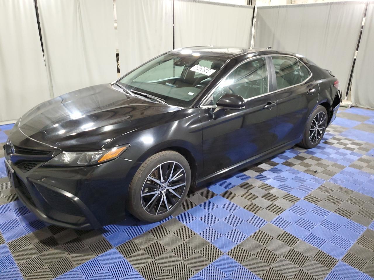 TOYOTA CAMRY SE 2021 black  gas 4T1G11AK5MU605000 photo #1