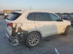 BMW X5 XDRIVE4 2022 white  gas 5UXCR6C00N9J06449 photo #4