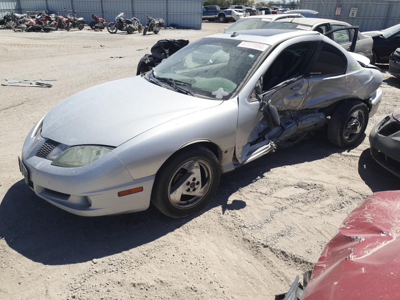 PONTIAC SUNFIRE 2004 silver coupe gas 3G2JB12FX4S161318 photo #1