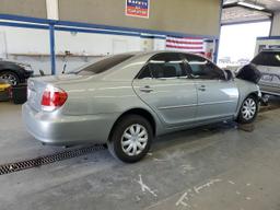 TOYOTA CAMRY LE 2005 silver  gas 4T1BE30K25U563012 photo #4